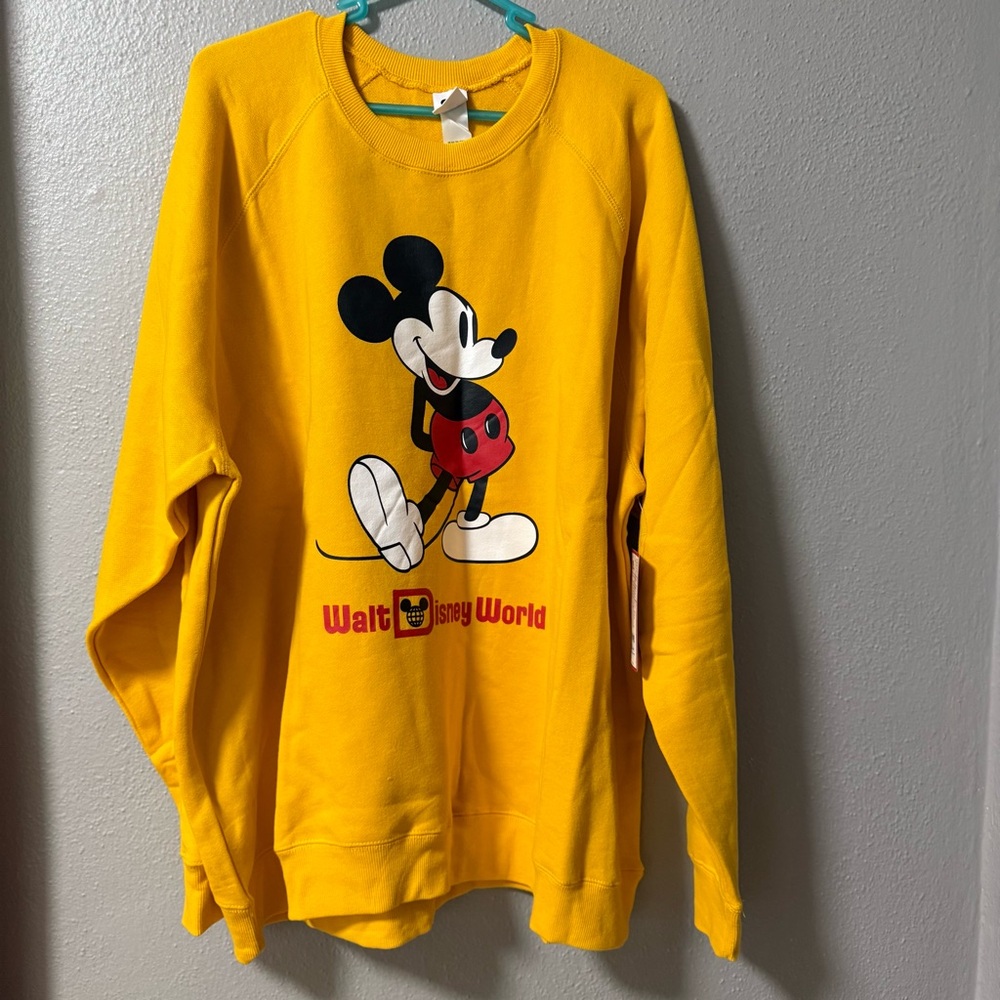 Disney Micky Mouse Crew Neck Sweatshirt Micky Mouse Graphic Yellow Size 3XL NWT